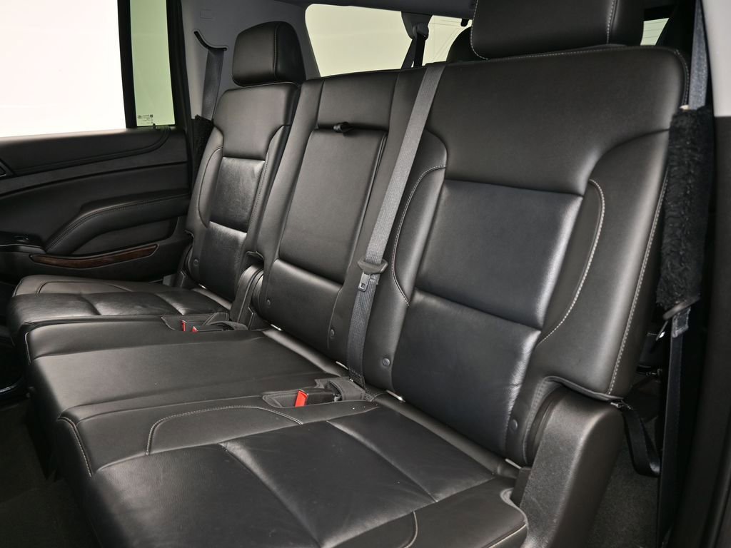 Used 2018 Chevrolet Suburban LT image 39