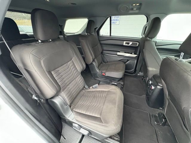 Used 2021 Ford Explorer XLT image 29