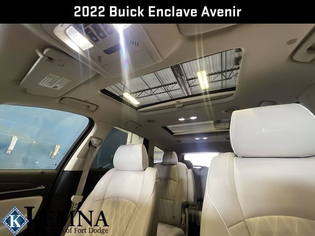 Used 2022 Buick Enclave Avenir w/ Avenir Technology Package image 20