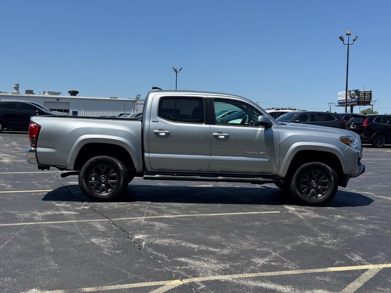 Used 2023 Toyota Tacoma SR5 AWD/4WD image 3