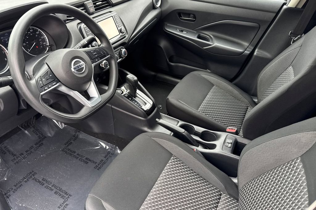 Used 2020 Nissan Versa S FWD image 5