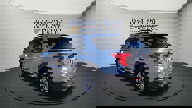 Used 2020 Ford Explorer XLT w/ Equipment Group 202A image 5