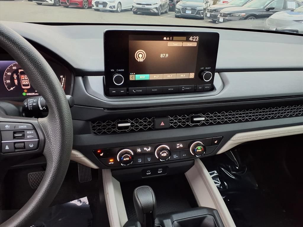 Used 2023 Honda Accord EX image 8