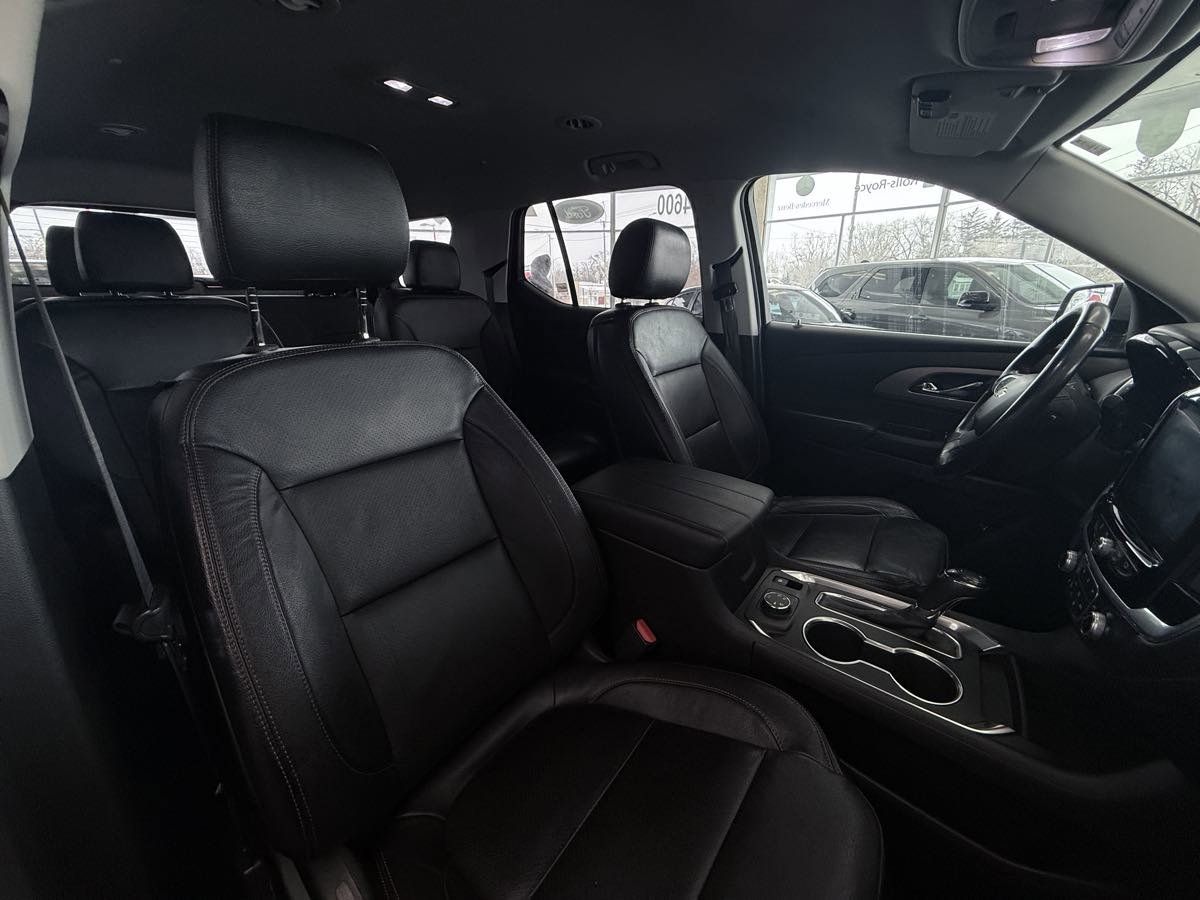 Used 2019 Chevrolet Traverse LT AWD/4WD image 35