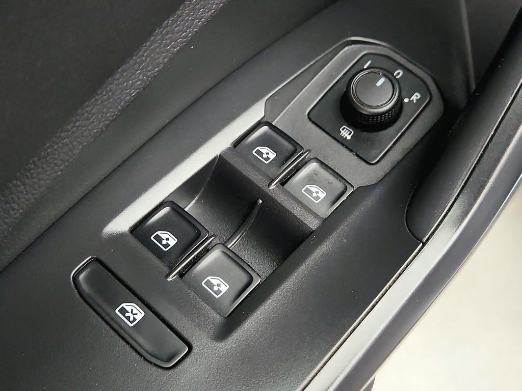 Used 2020 Volkswagen Jetta R-Line w/ R-Line Cold Weather Package FWD image 22