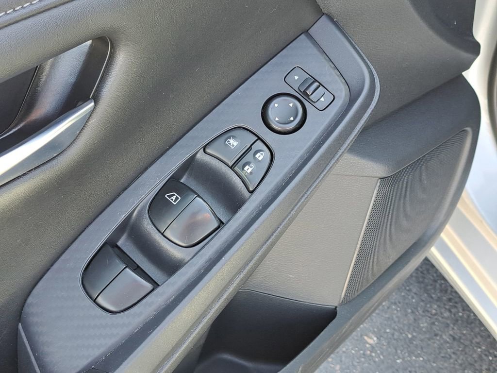 Used 2023 Nissan Sentra SV FWD image 23