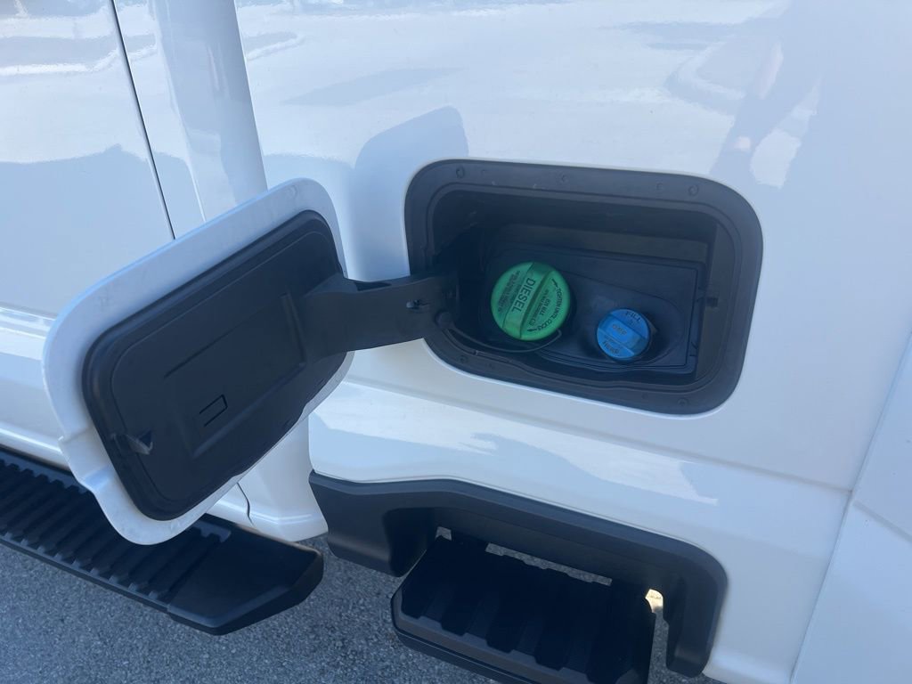 Used 2025 Ford F350 XLT image 28