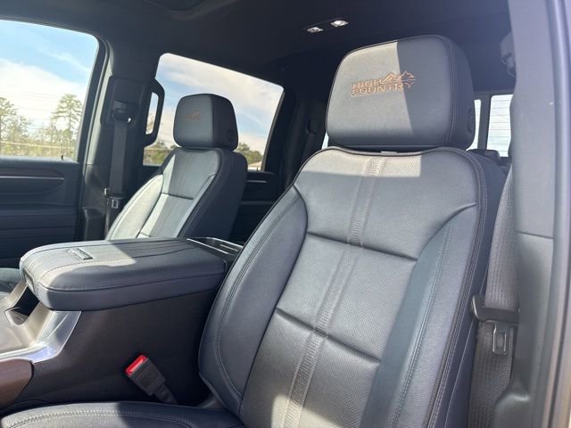 Used 2025 Chevrolet Silverado 3500 High Country w/ High Country Premium Package AWD/4WD image 12