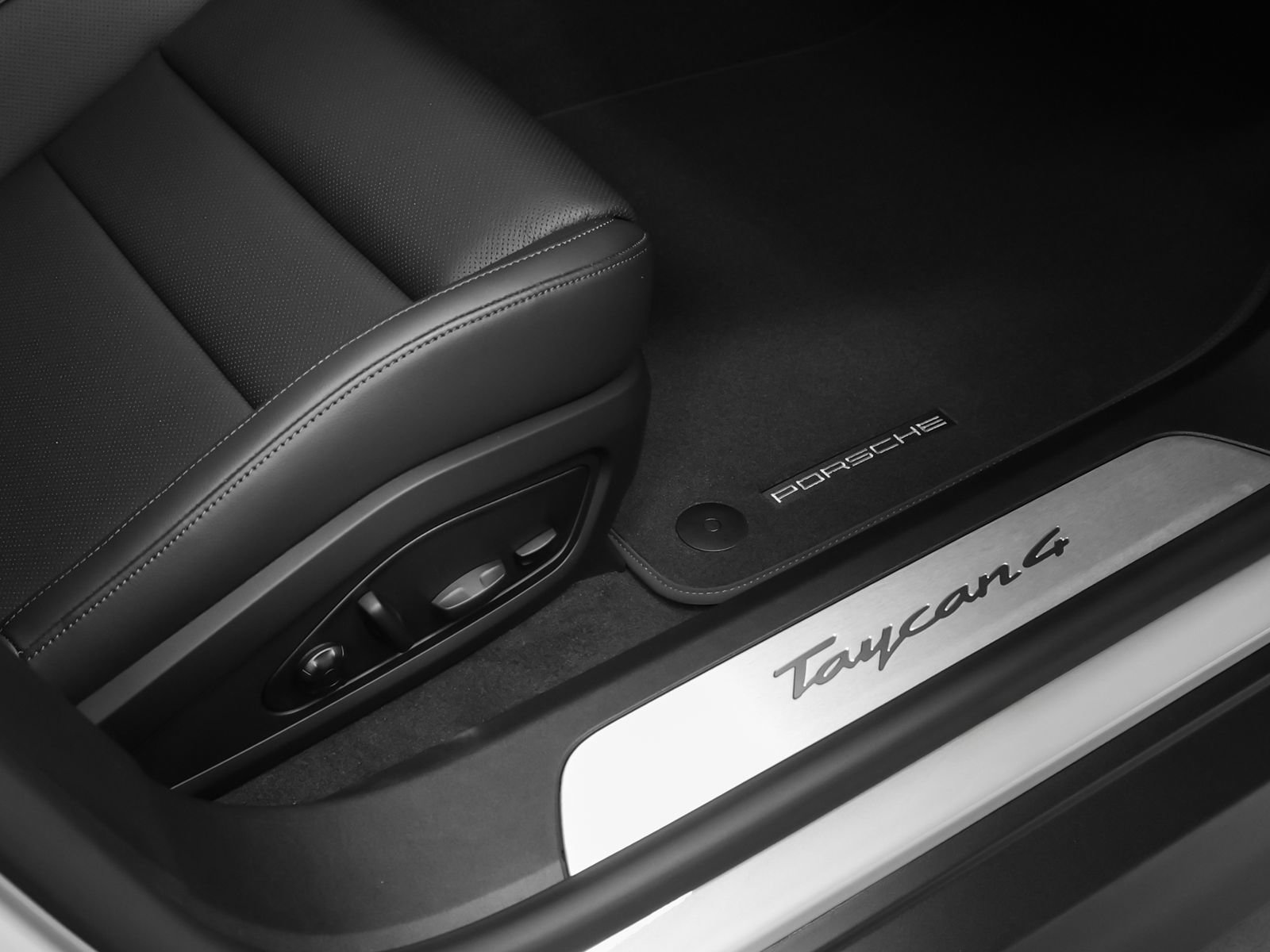 New 2026 Porsche Taycan AWD/4WD image 21