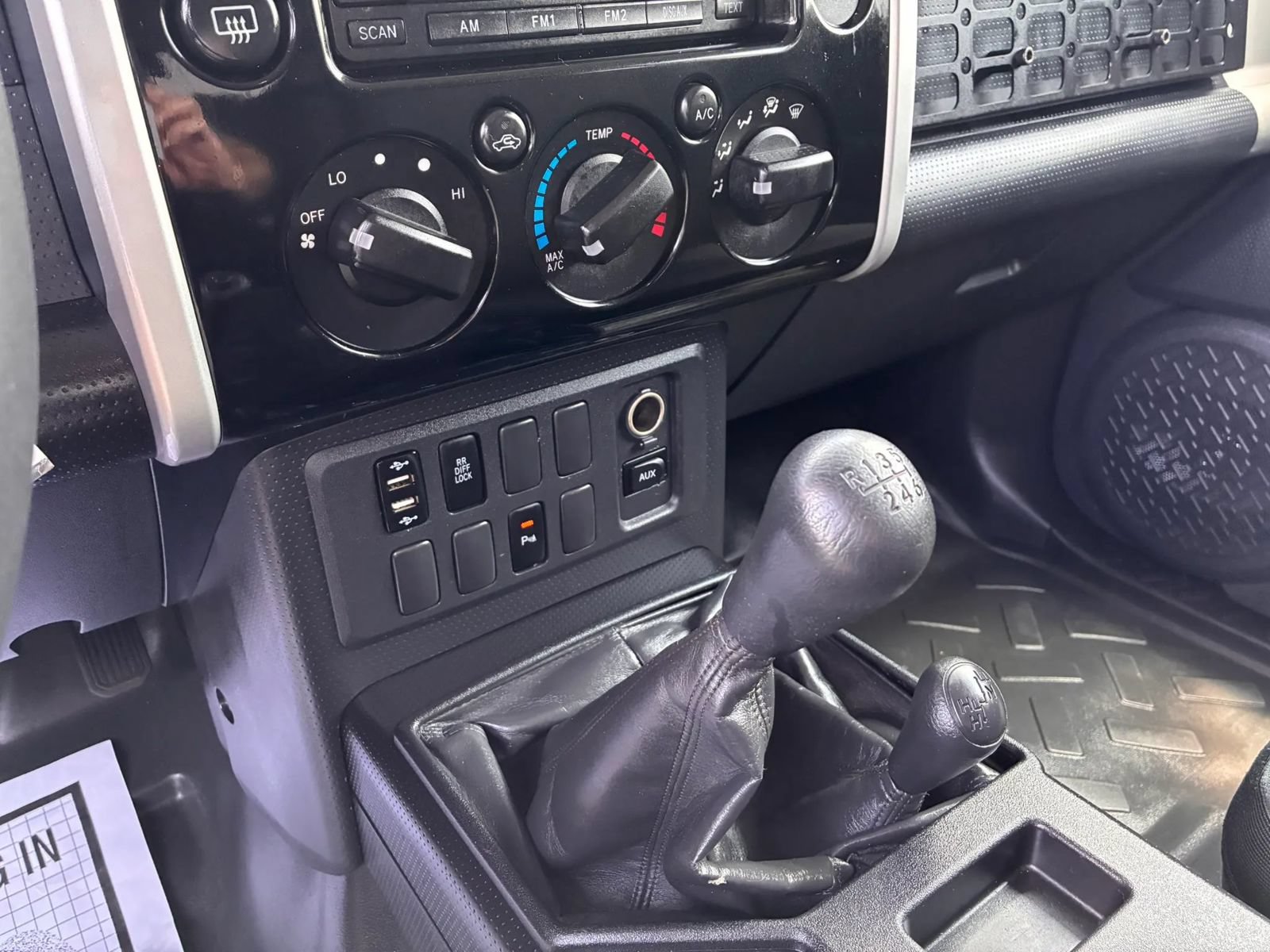 Used 2007 Toyota FJ Cruiser 4WD image 23
