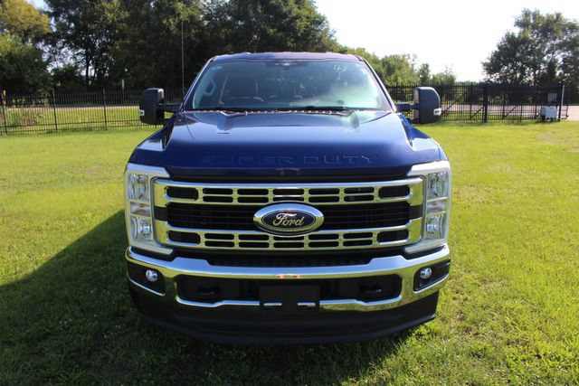 Used 2026 Ford F350 XLT w/ FX4 Off-Road Package AWD/4WD image 4