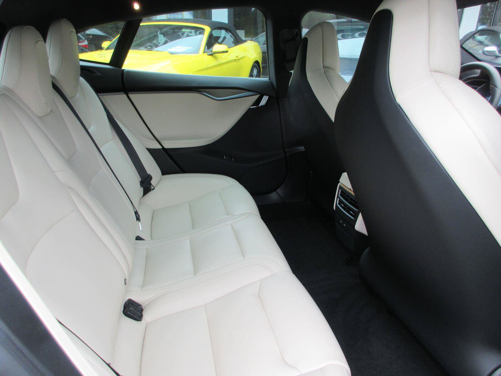 Used 2020 Tesla Model S Long Range Plus AWD/4WD image 18