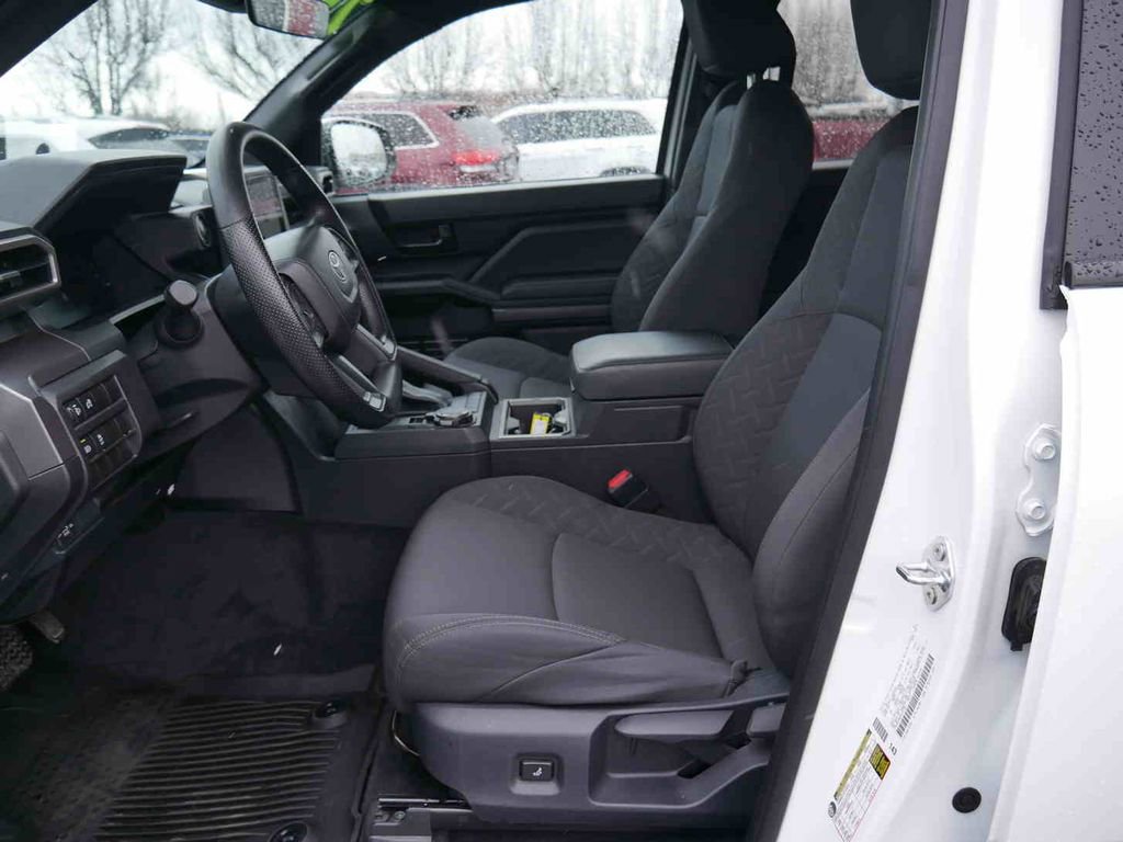 Used 2025 Toyota Tacoma SR5 image 26