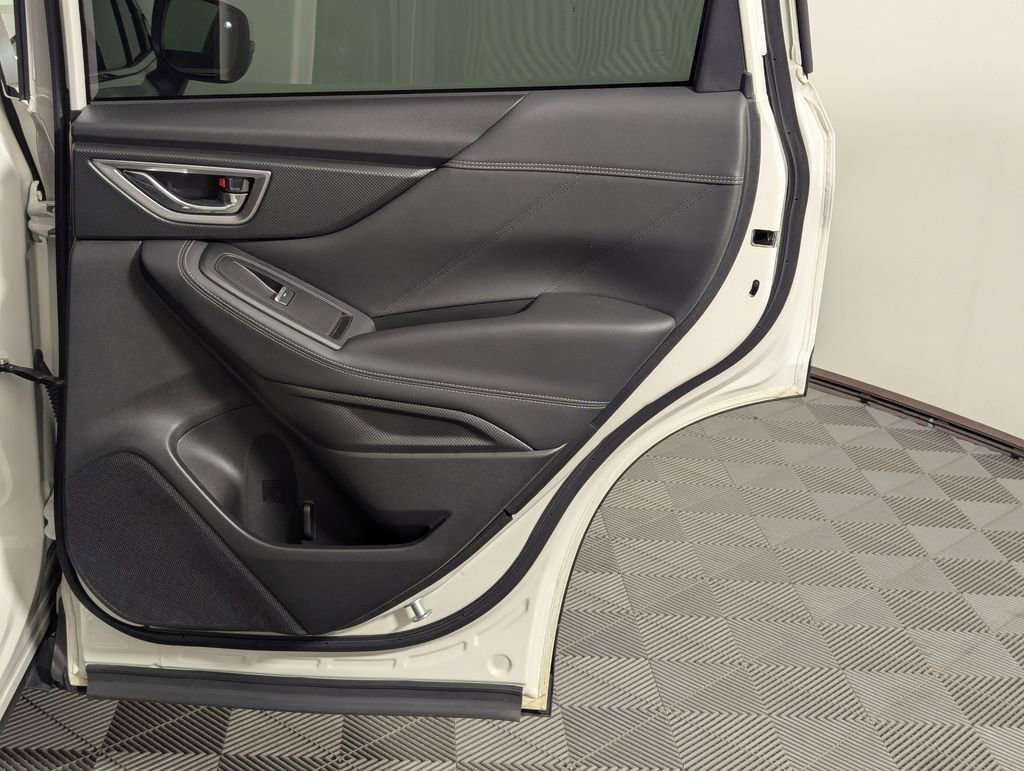 Used 2020 Subaru Forester Limited image 54