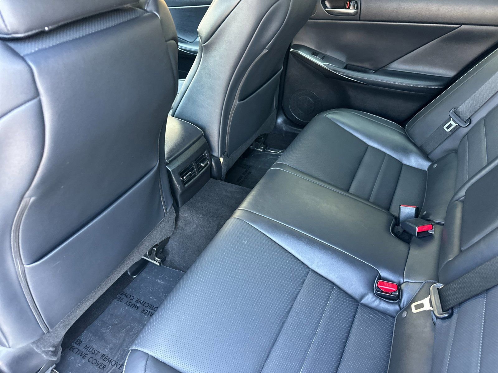 Used 2023 Lexus IS 500 RWD image 13