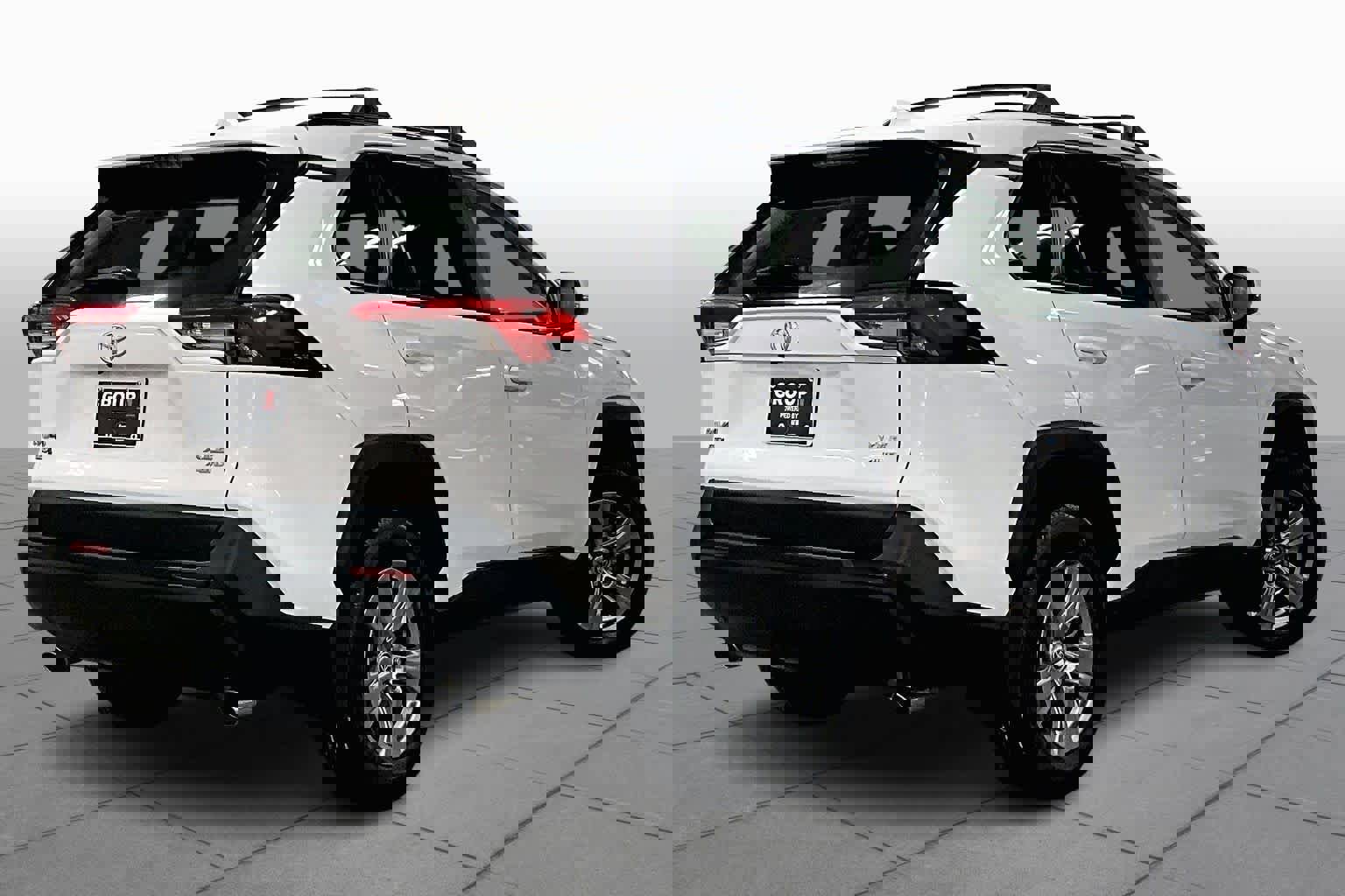 Used 2023 Toyota RAV4 XLE image 12