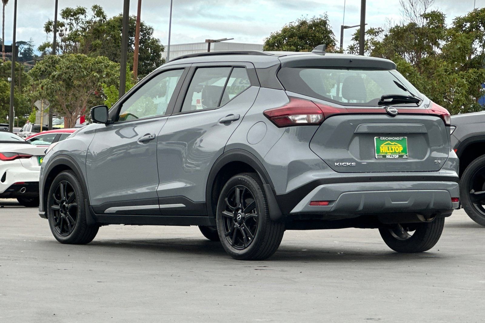 Used 2023 Nissan Kicks SR w/ SR Premium Package image 7