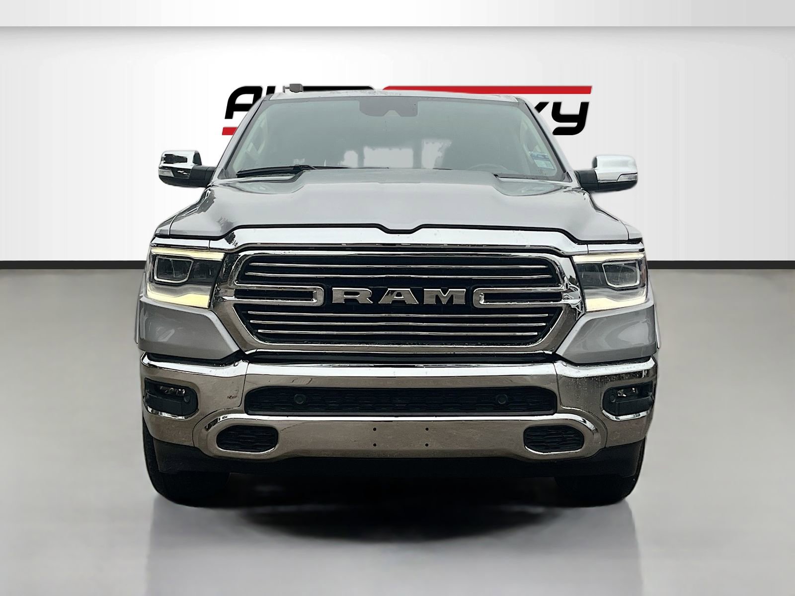 Used 2022 RAM 1500 Laramie image 2