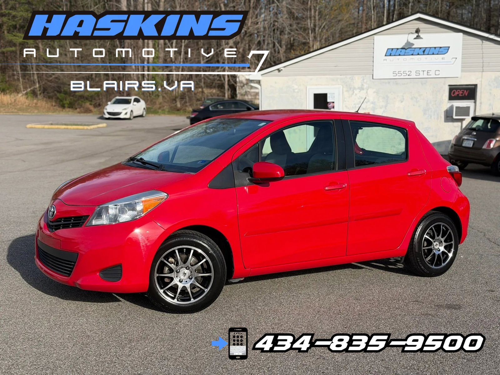 Used 2012 Toyota Yaris LE image 1