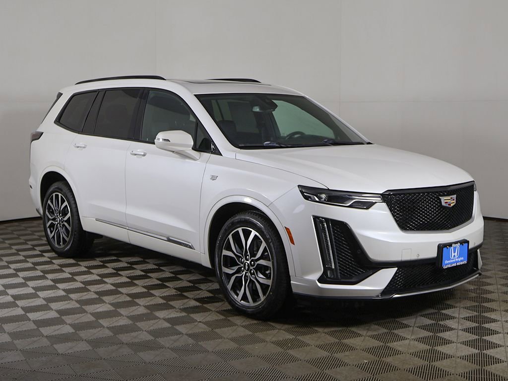 Used 2021 Cadillac XT6 Sport AWD/4WD image 2