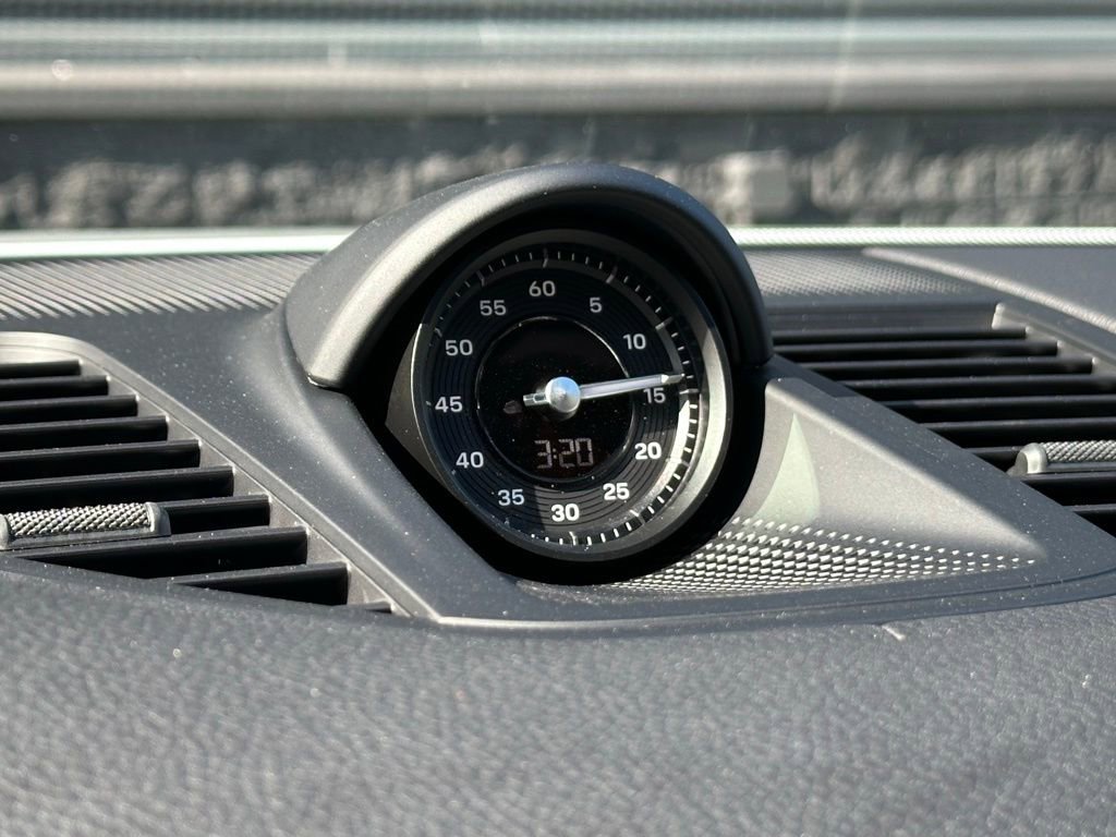 Certified 2026 Porsche Panamera image 33