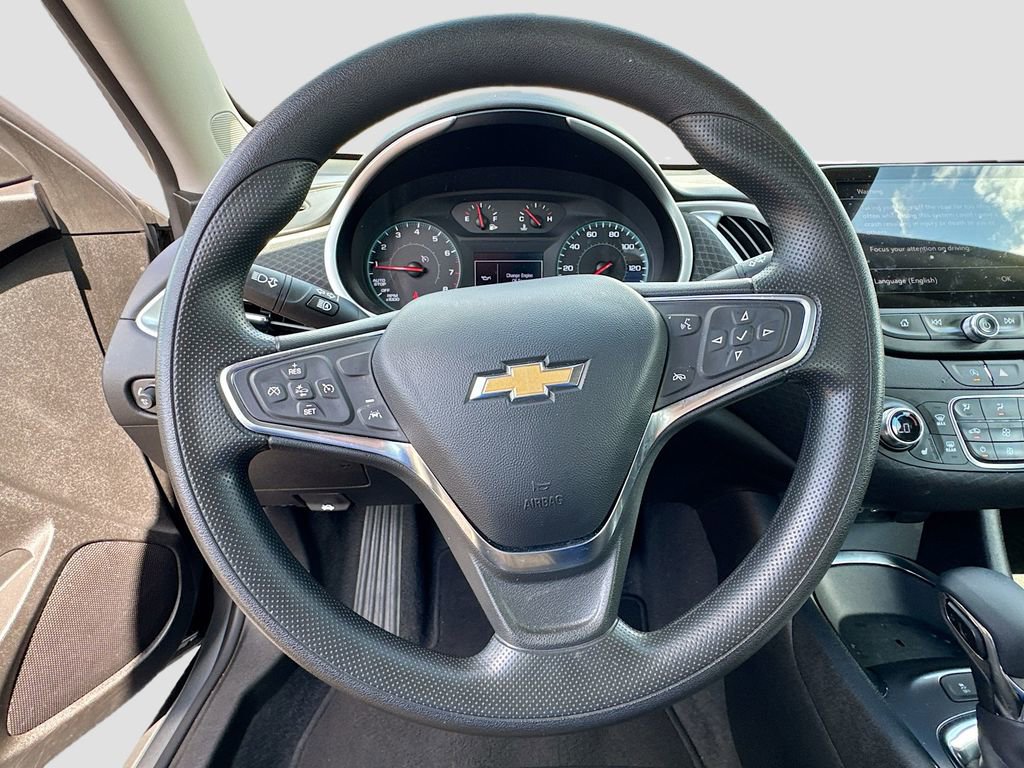 Used 2025 Chevrolet Malibu LT image 11