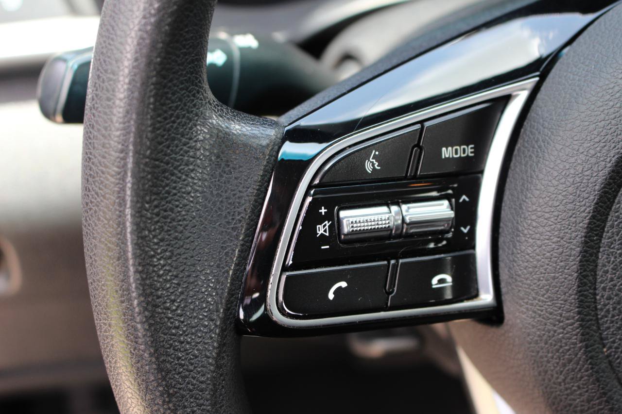 Used 2020 Kia Optima LX FWD image 19