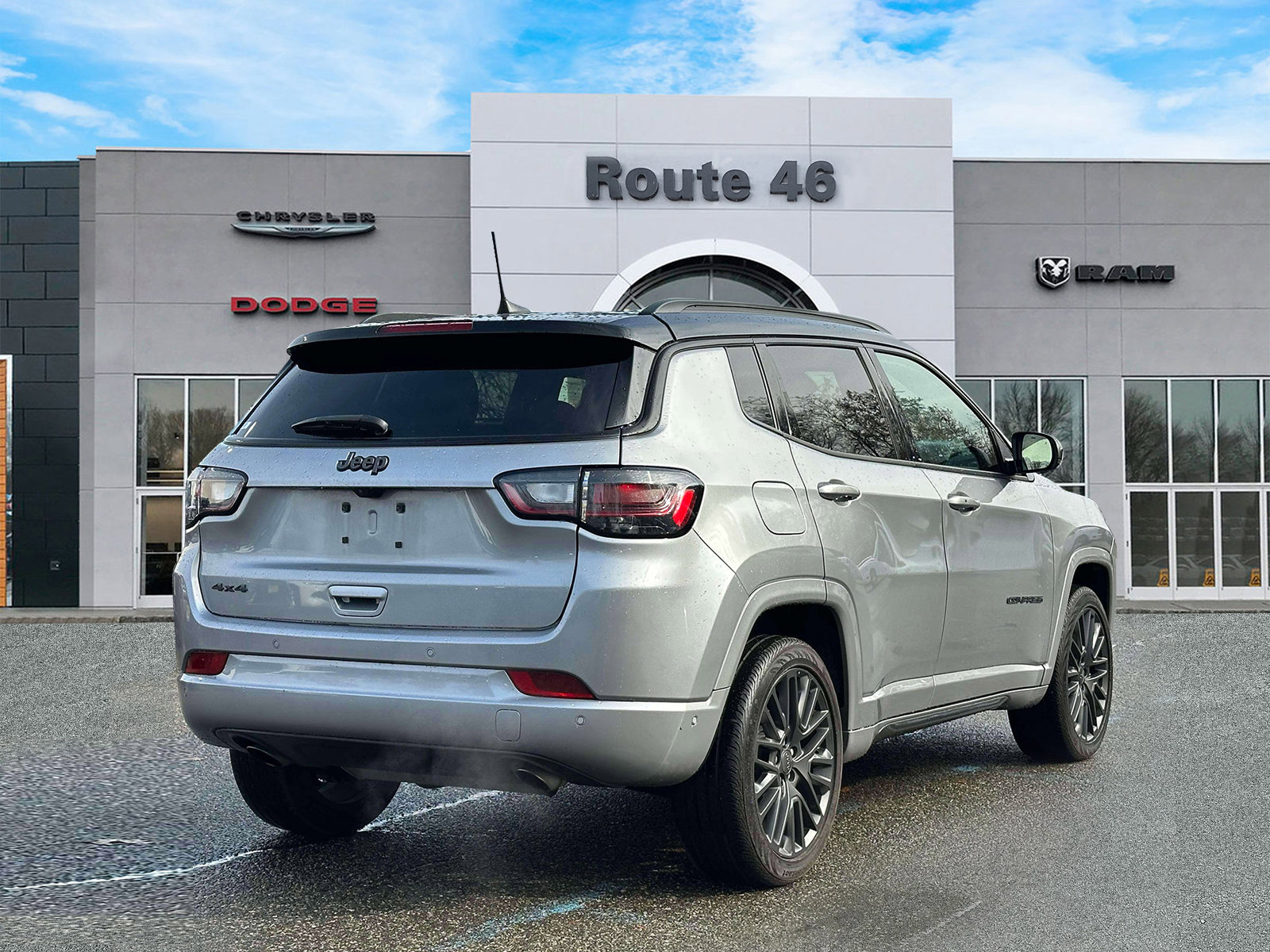 Used 2023 Jeep Compass High Altitude w/ Driver Assist Group I image 5