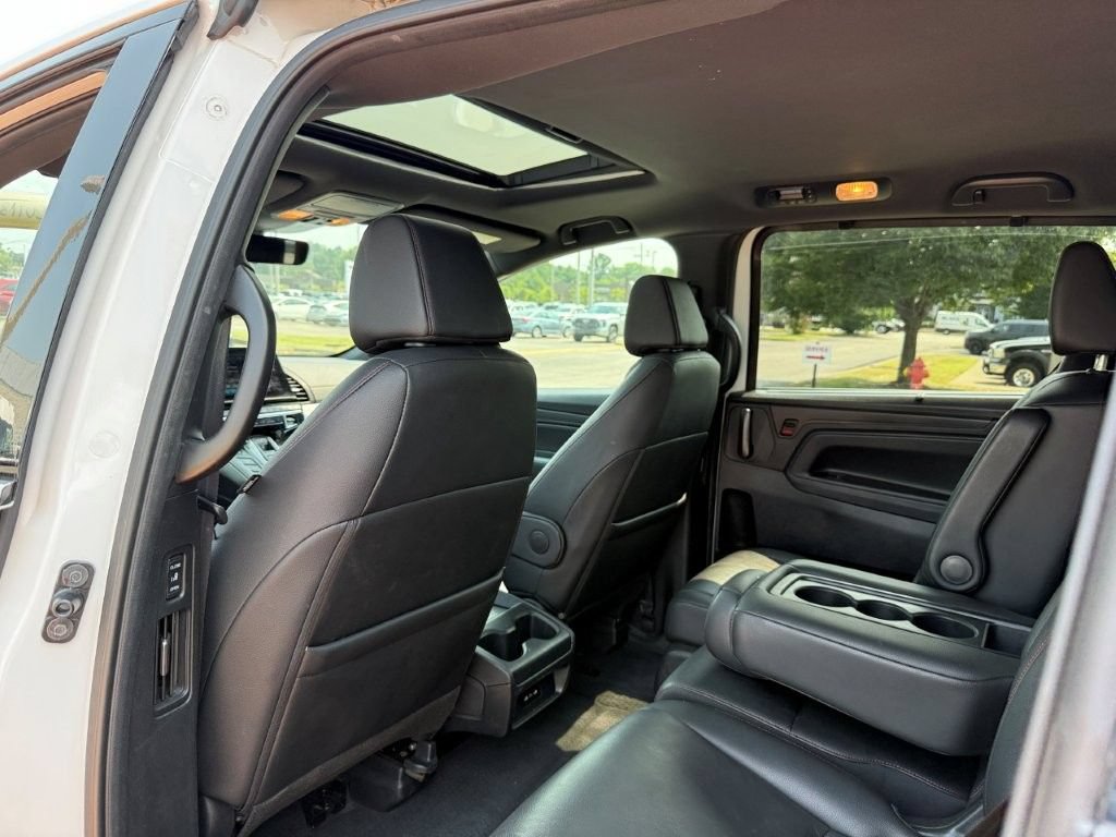 Used 2025 Honda Odyssey Sport-L image 16