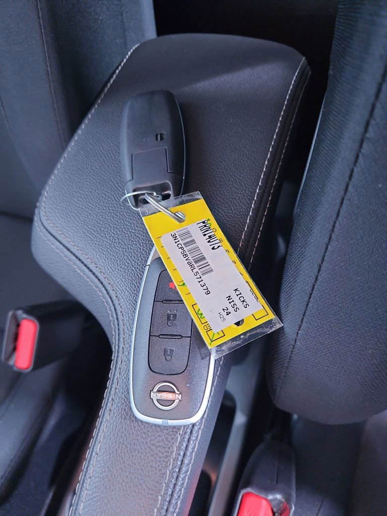 Certified 2024 Nissan Kicks S image 29