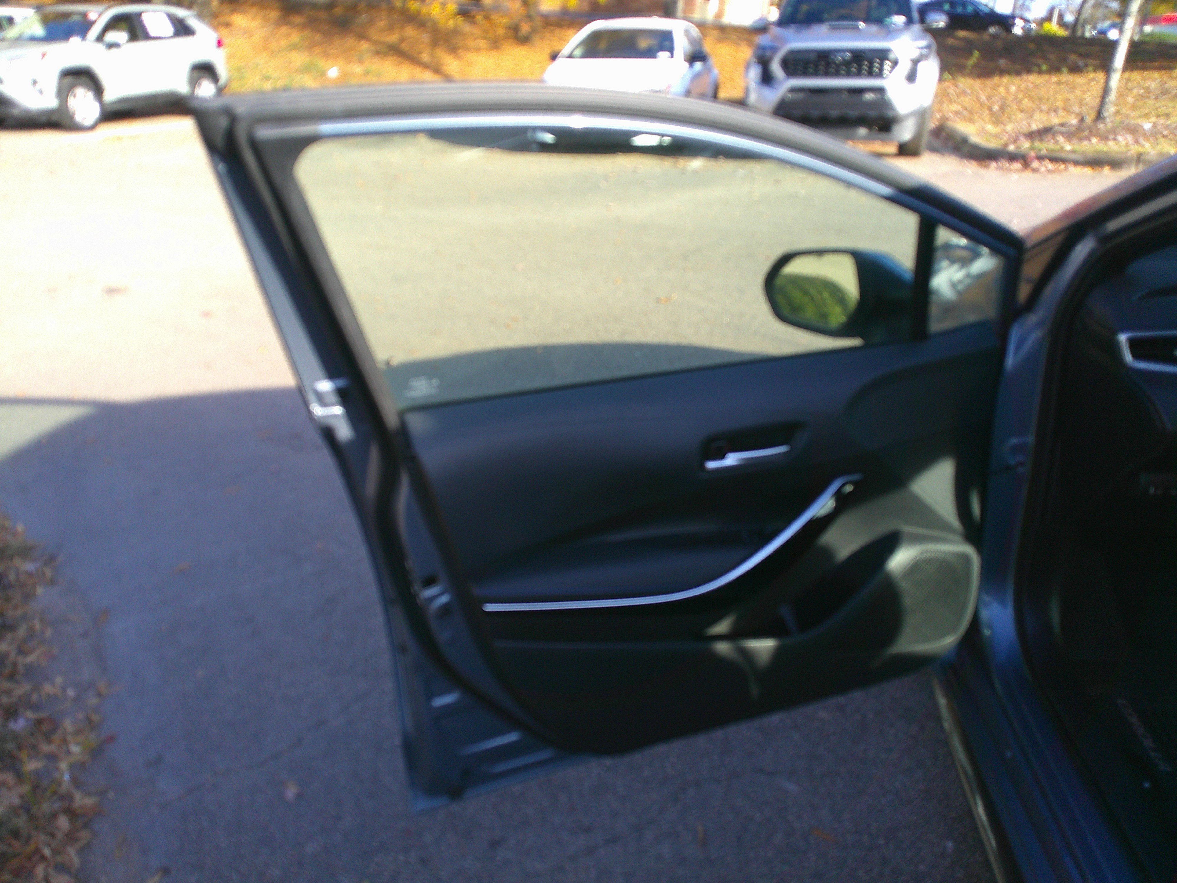 Used 2021 Toyota Corolla XSE image 17
