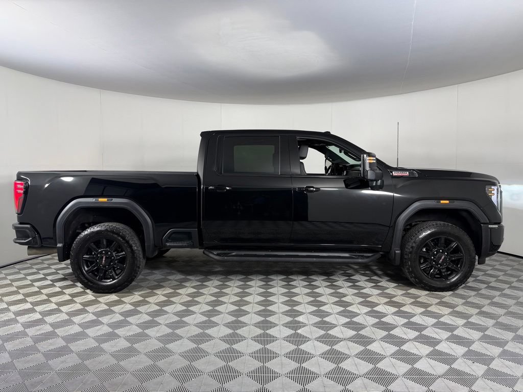Used 2024 GMC Sierra 2500 AT4 w/ Technology Package AWD/4WD image 5