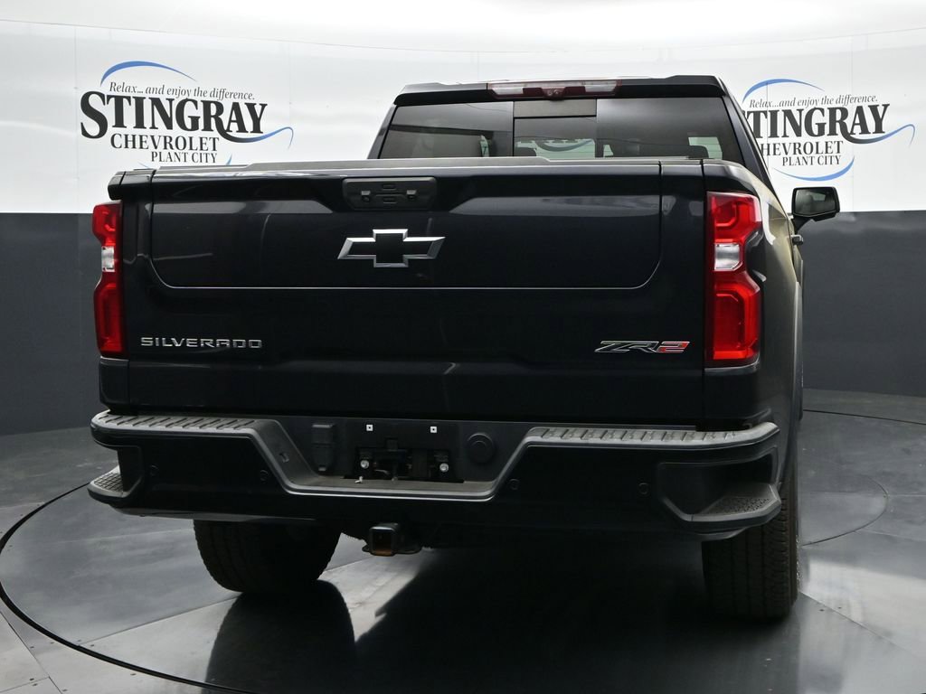 Used 2022 Chevrolet Silverado 1500 ZR2 w/ Technology Package image 6