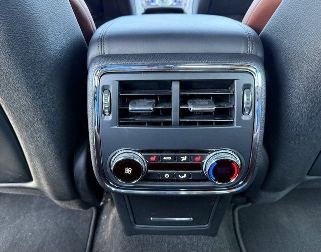 Used 2020 Lincoln Continental Reserve w/ Luxury Package image 18