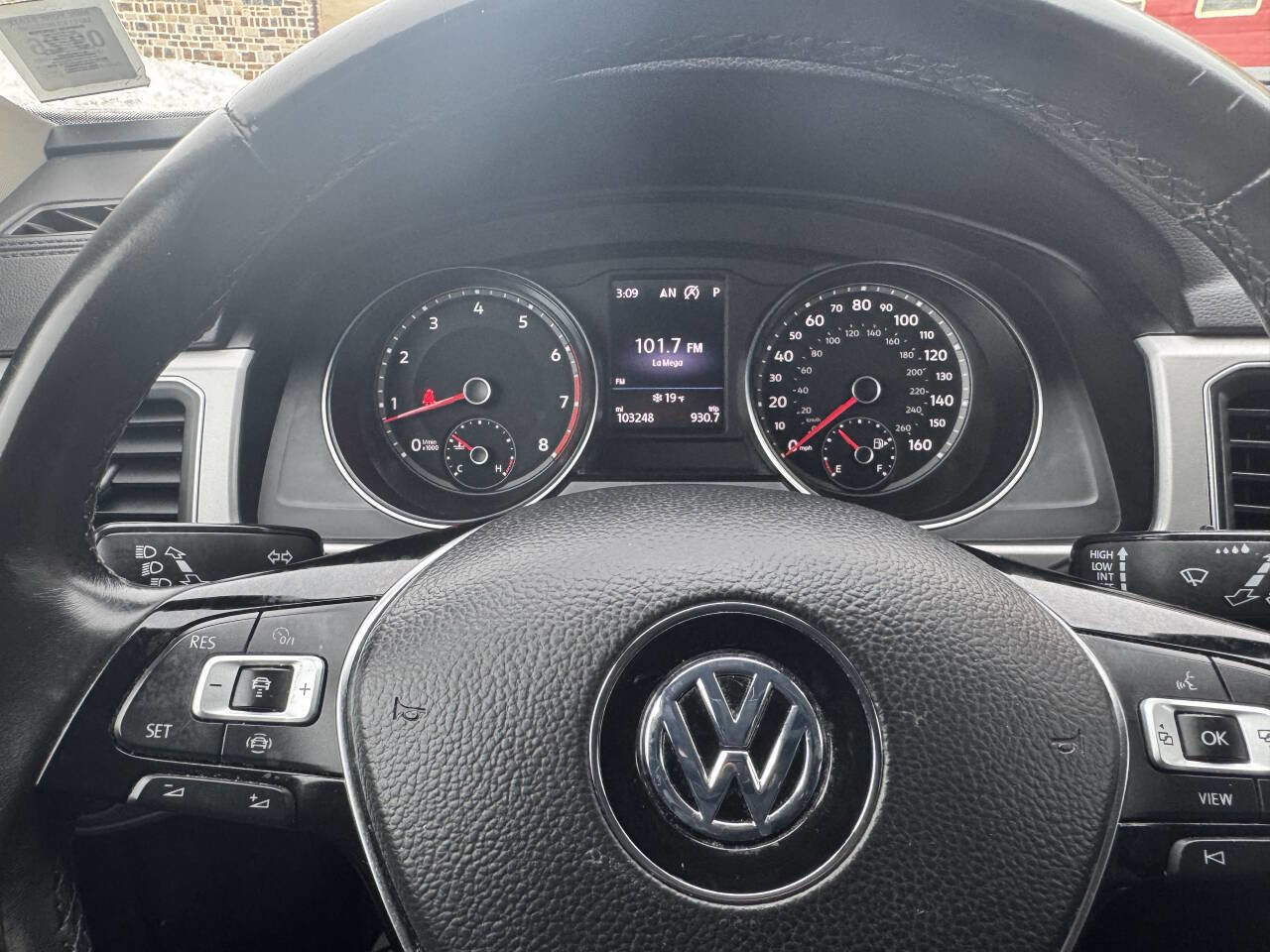 Used 2019 Volkswagen Atlas SE w/ Towing Package AWD/4WD image 19