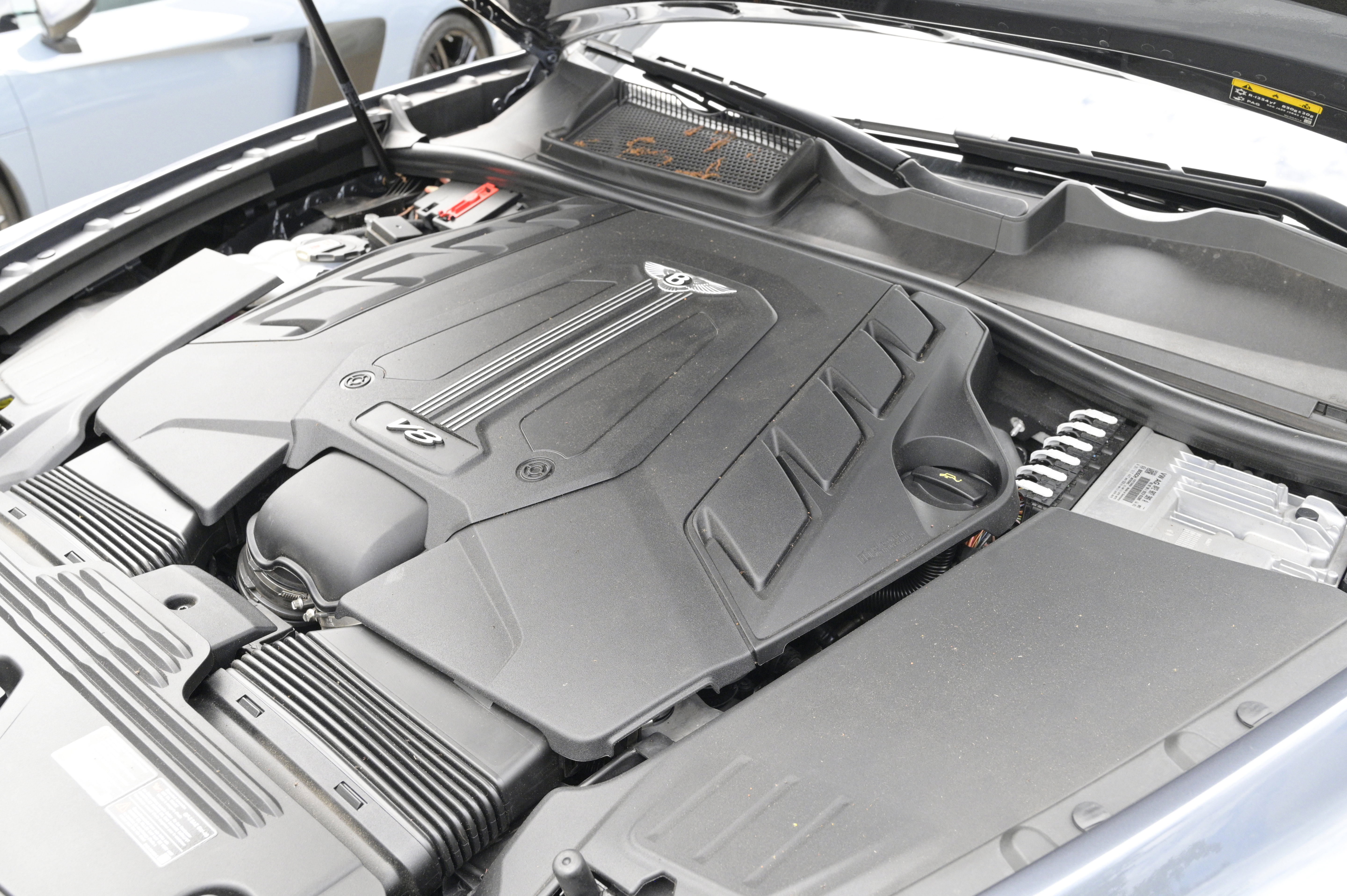 Used 2021 Bentley Bentayga AWD/4WD image 62