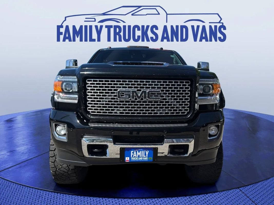 Used 2017 GMC Sierra 2500 Denali AWD/4WD image 8