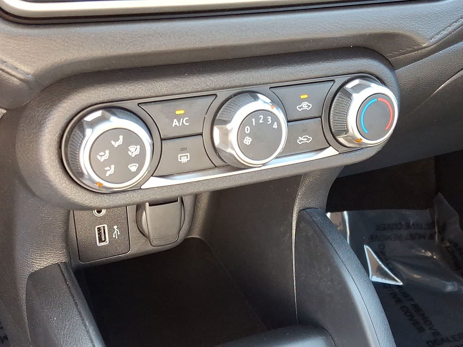 Used 2025 Nissan Versa S w/ Trunk Package FWD image 22