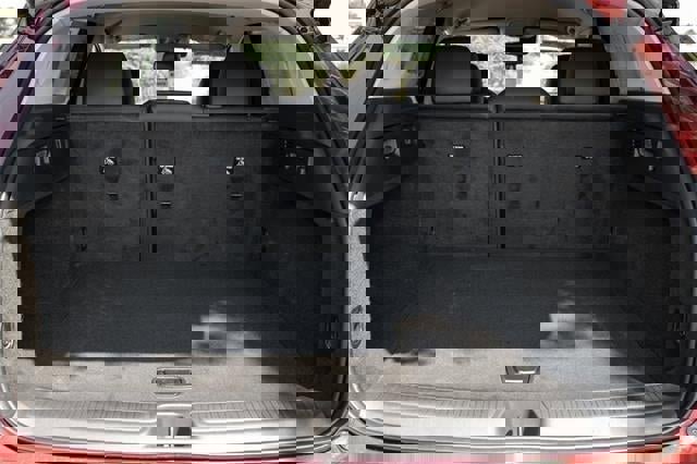 Used 2023 Buick Envision Essence image 37