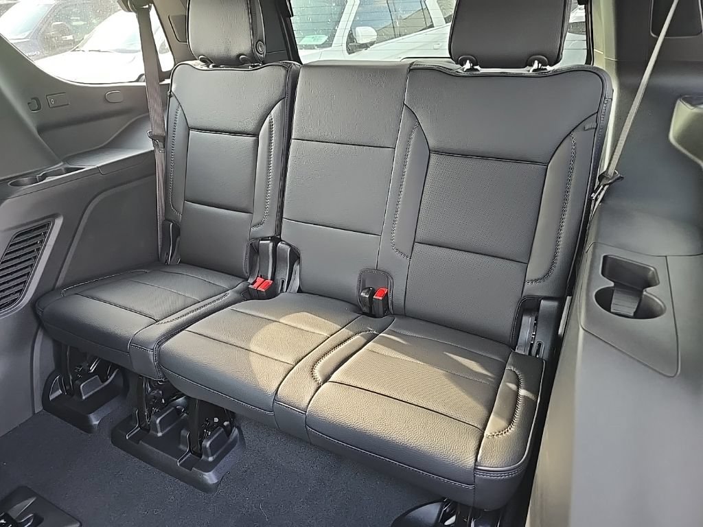 Used 2026 GMC Yukon Denali w/ Sun & Power Step Package AWD/4WD image 21