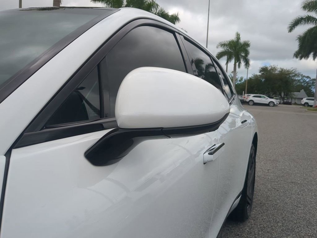 New 2026 Genesis G90 3.5T Prestige image 12