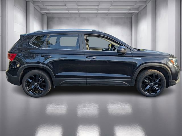 Used 2022 Volkswagen Taos SE image 4
