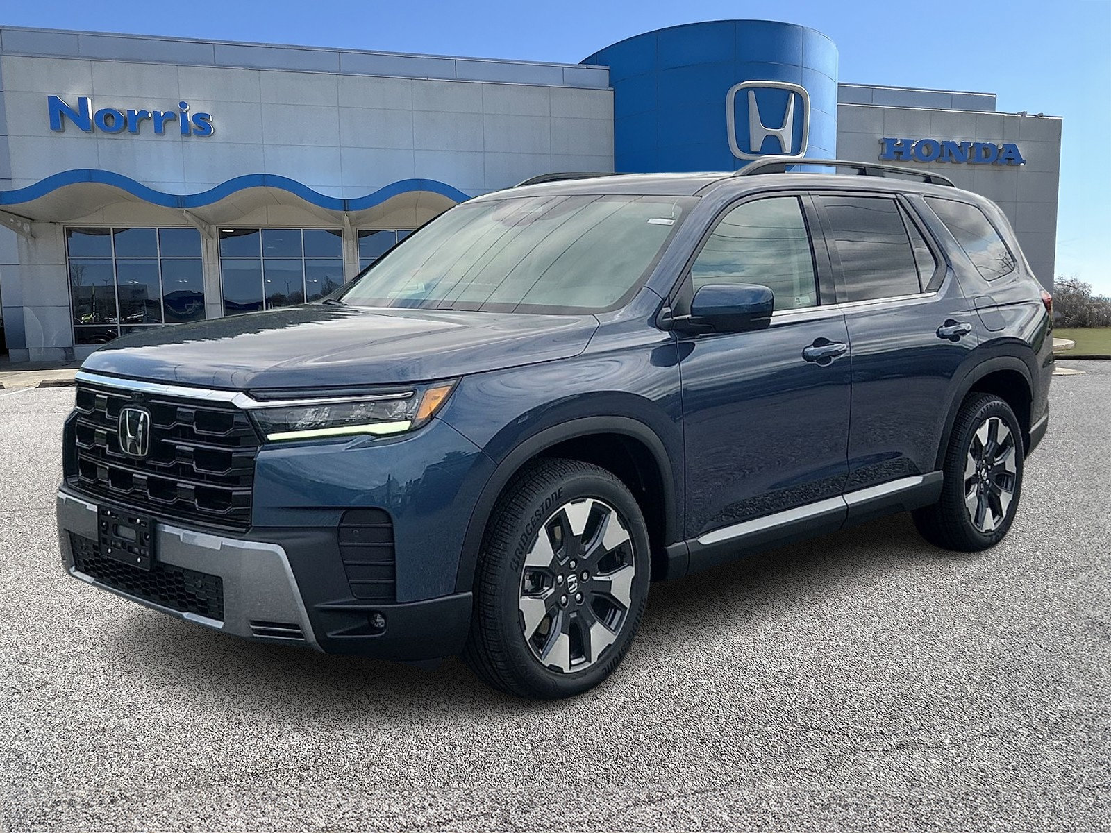 New 2026 Honda Pilot Elite image 2
