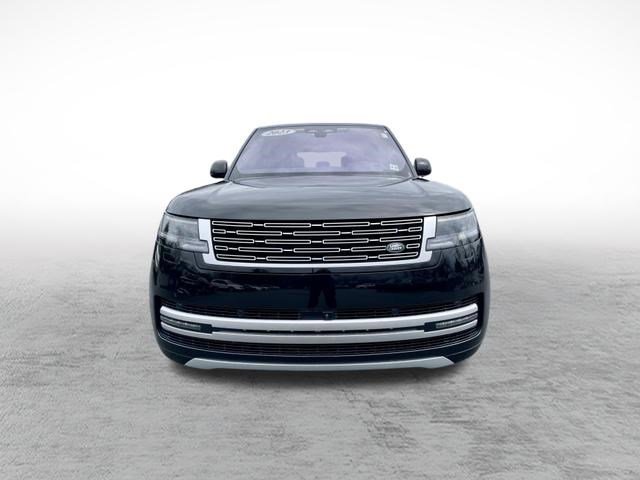 Used 2023 Land Rover Range Rover Autobiography image 2
