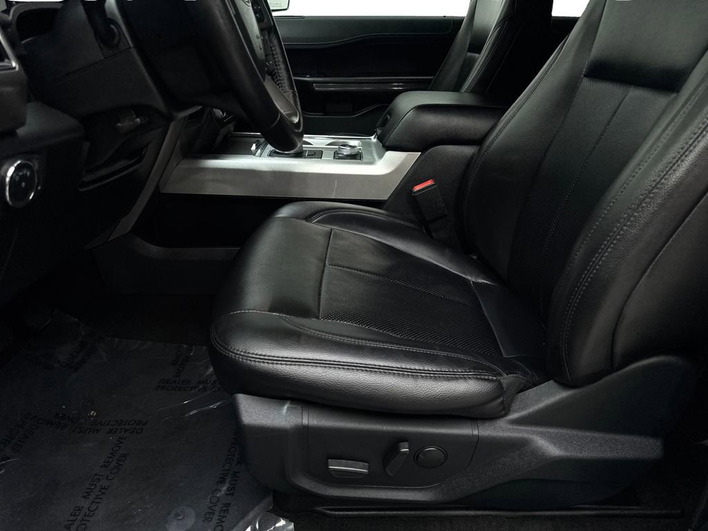 Used 2020 Ford Expedition Max XLT w/ Equipment Group 201A image 28