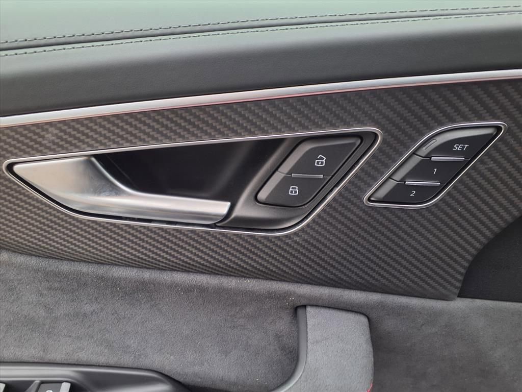 New 2026 Audi RS Q8 performance image 10