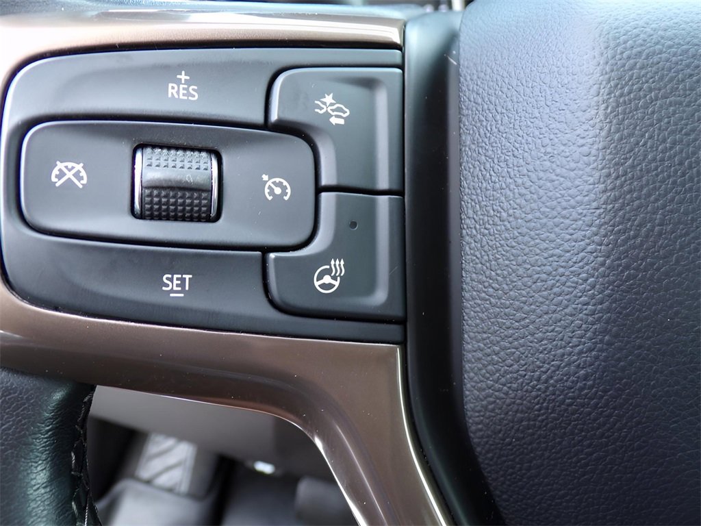 Used 2022 Chevrolet Silverado 3500 High Country w/ Technology Package image 14