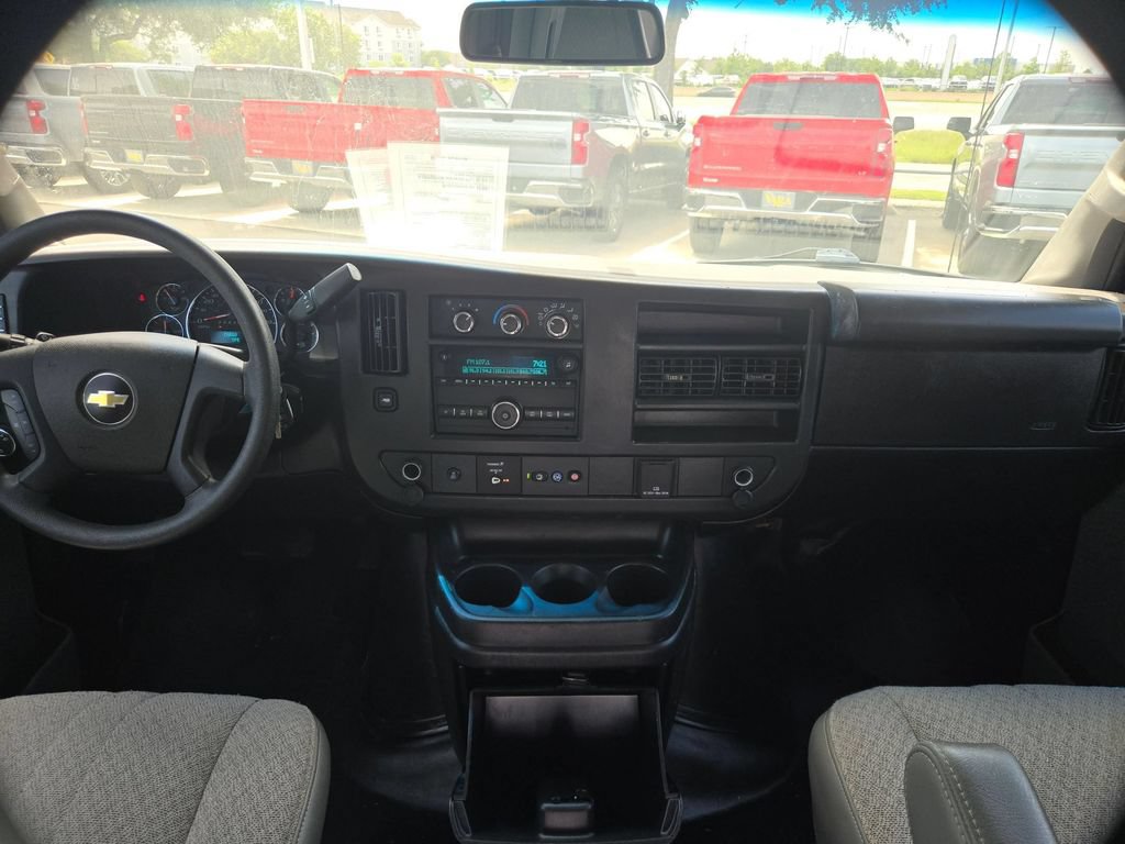 Used 2021 Chevrolet Express 2500 Extended w/ Driver Convenience Package RWD image 15
