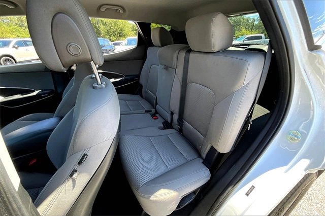 Used 2018 Hyundai Santa Fe Sport image 19