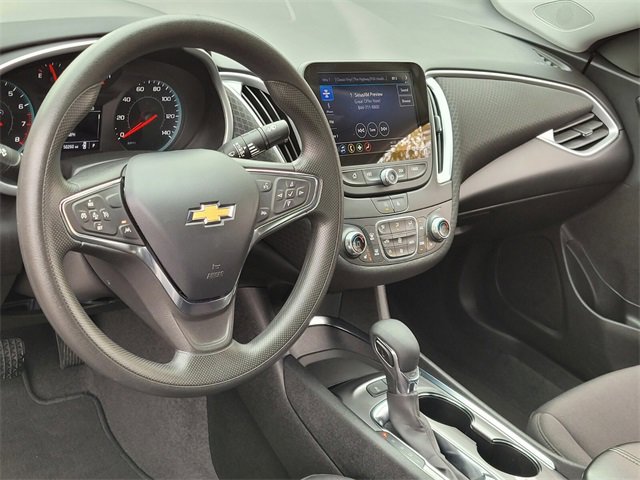 Used 2024 Chevrolet Malibu LT image 9